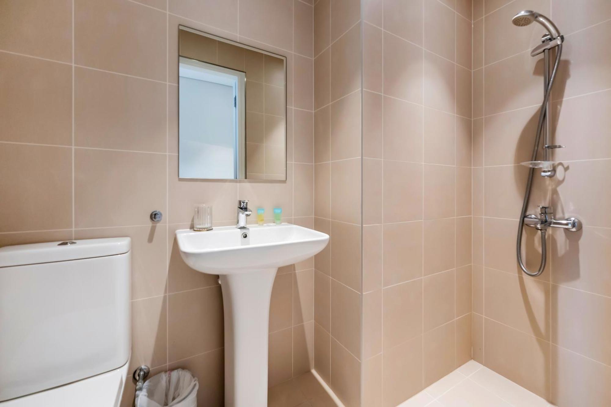 Fam Living Bluewaters - Island Living - Ain Dubai & Sea View Apartment Room photo